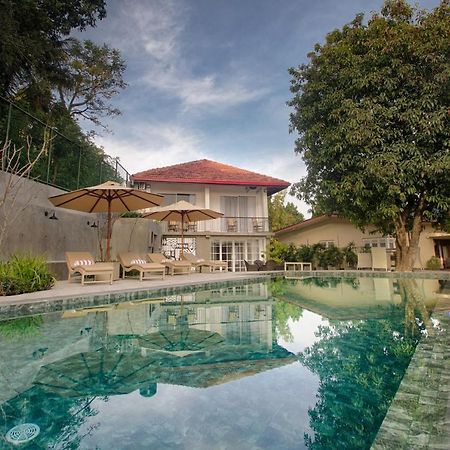 Gracian Villa 康提 外观 照片