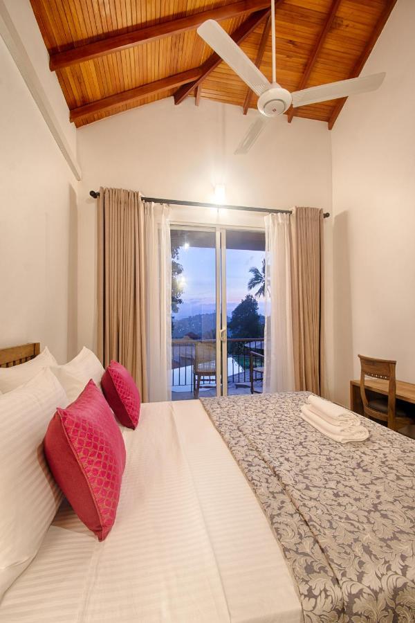 Gracian Villa 康提 外观 照片