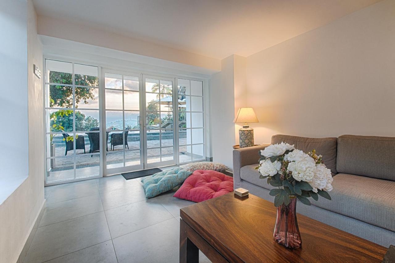 Gracian Villa 康提 外观 照片