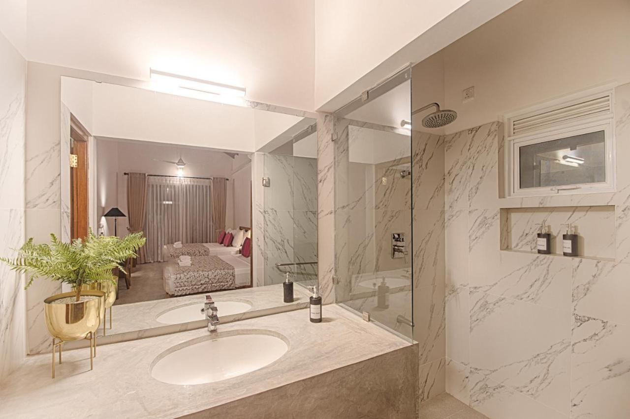Gracian Villa 康提 外观 照片
