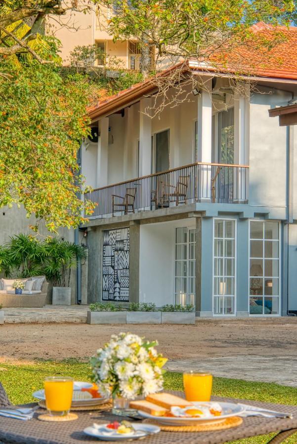 Gracian Villa 康提 外观 照片