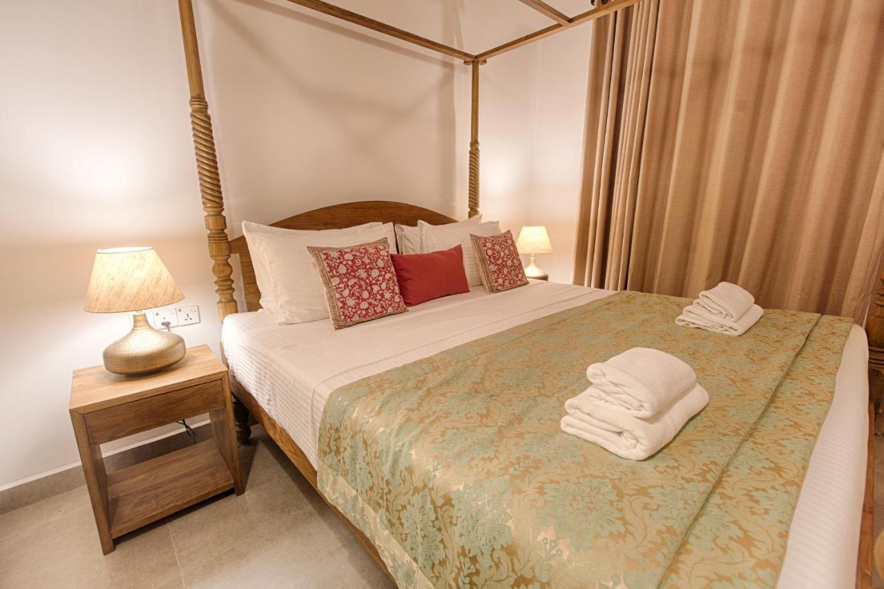 Gracian Villa 康提 外观 照片
